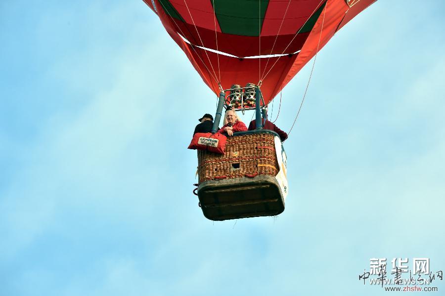 葡萄牙舉行第18屆國際熱氣球節(jié) 組圖 (國際)(6)葡萄牙舉行第18屆國際熱氣球節(jié)
