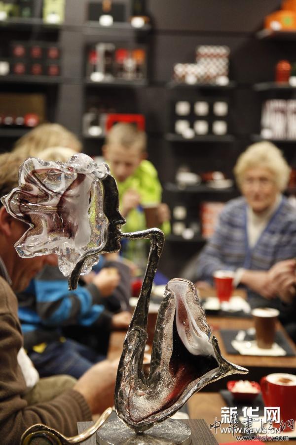 （國(guó)際）（3）風(fēng)韻薩克斯之鄉(xiāng)&mdash;&mdash;比利時(shí)小城迪南