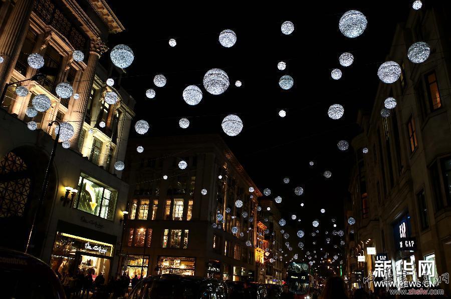 圣誕彩燈扮靚倫敦街頭 (XHDW)(1)圣誕彩燈扮靚倫敦街頭