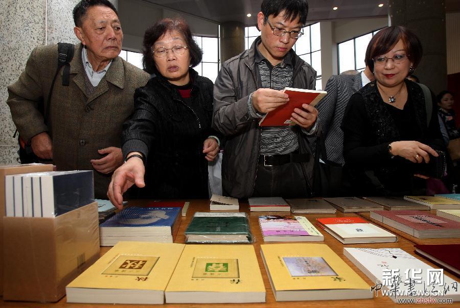 （晚報(bào)）（1）巴金先生110周年誕辰紀(jì)念展亮相上海