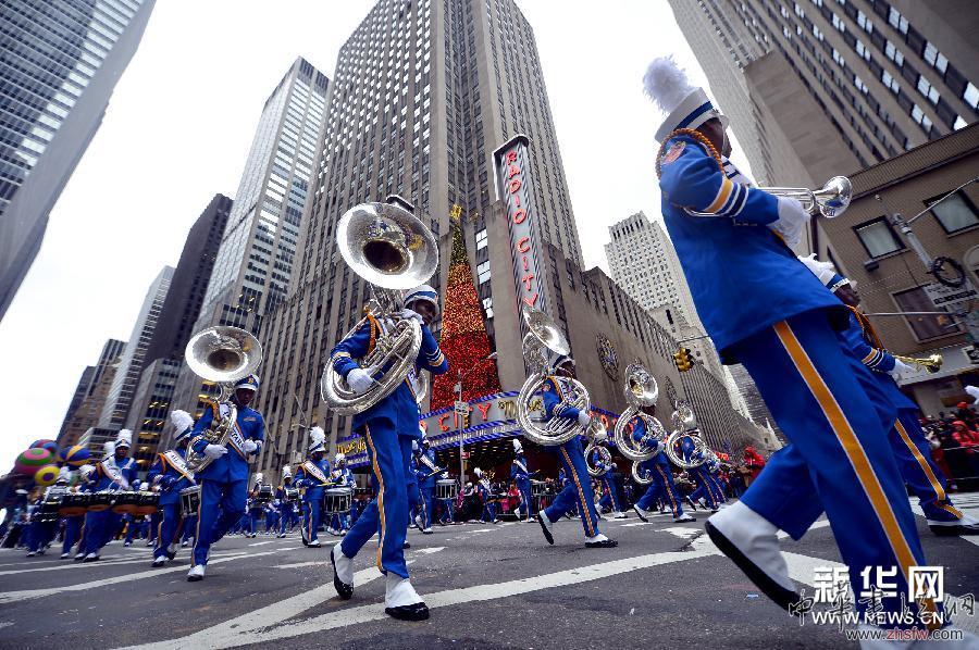 （國(guó)際）（7）紐約舉行第88屆感恩節(jié)大游行