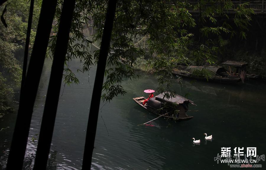 “千湖之省 碧水長(zhǎng)流”公益攝影活動(dòng)在湖北舉行 圖 (新華網(wǎng))(7)“千湖之省 碧水長(zhǎng)流”公益攝影活動(dòng)在湖北舉行