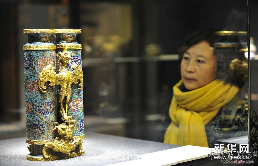 （晚報）（2）傳統(tǒng)工藝精品亮相北京保利2014秋拍預展