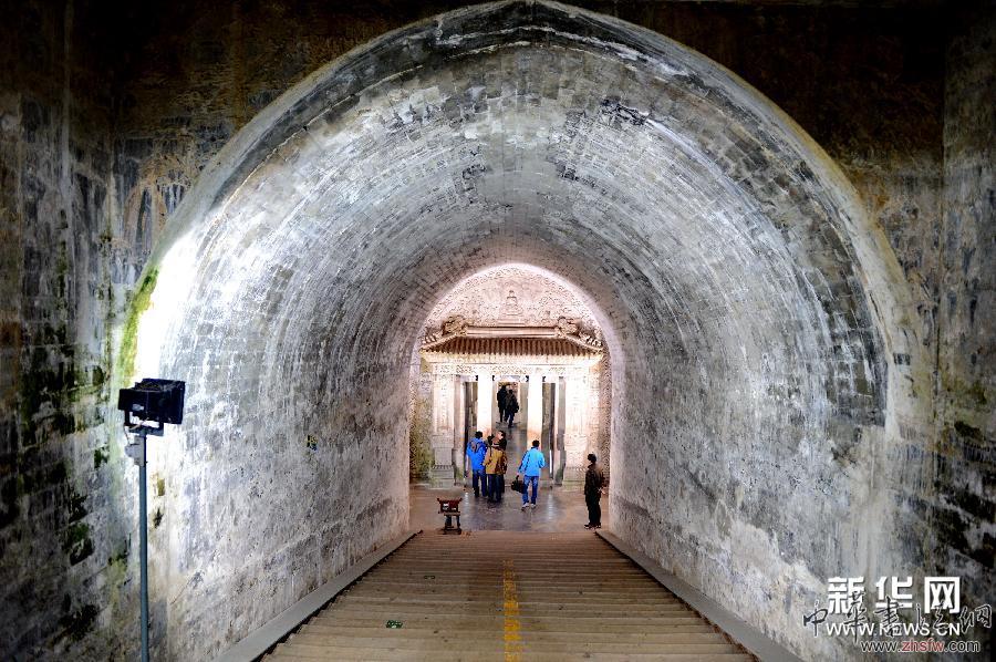 （新華網(wǎng)）（1）清東陵8具棺槨將得到搶救性維修