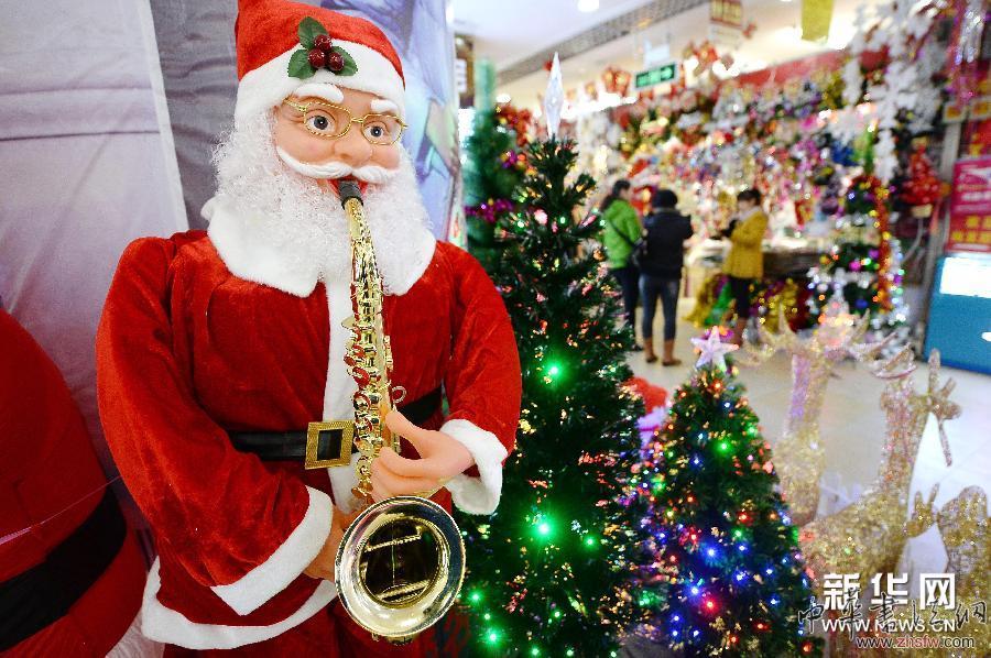 圣誕臨近 飾品俏銷 (XHDW)(1)圣誕臨近 飾品俏銷