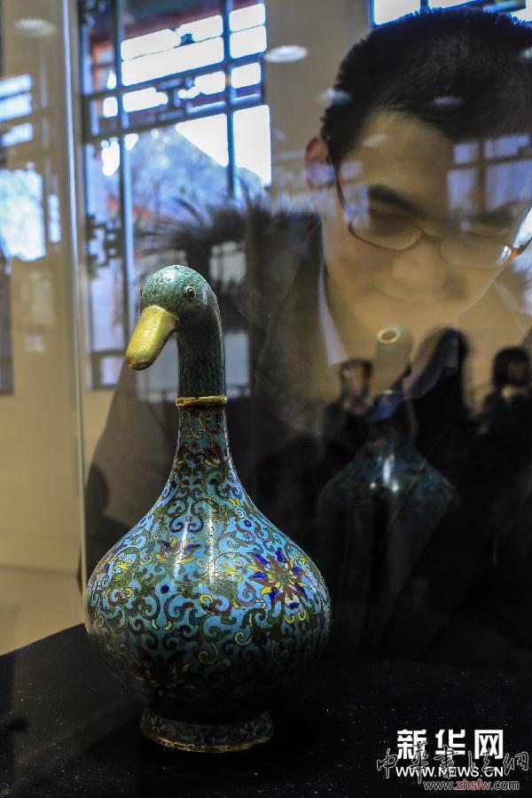 美國(guó)收藏家安思遠(yuǎn)藏品來(lái)京巡展 圖 (晚報(bào))(1)美國(guó)收藏家安思遠(yuǎn)藏品來(lái)京巡展