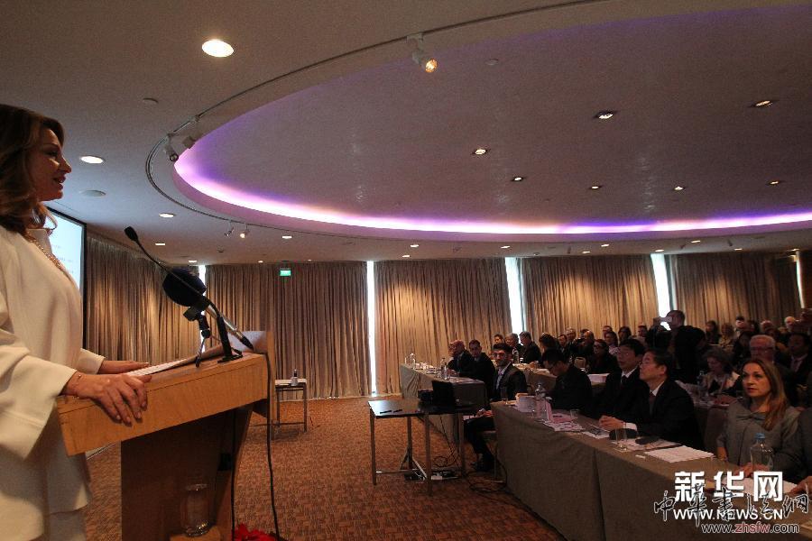 “新絲綢之路”中國當(dāng)代陶瓷藝術(shù)展在希臘開幕 圖 (XHDW)(1)“新絲綢之路”中國當(dāng)代陶瓷藝術(shù)展在希臘開幕