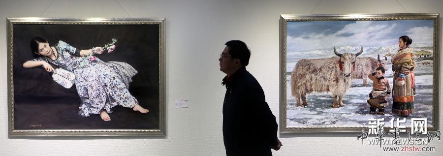 （晚報(bào)）（1）邸立豐&ldquo;追夢(mèng)人&rdquo;東方寫實(shí)畫展亮相大連