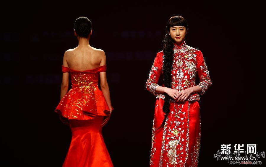 NE·TIGER“華美之喜”中式婚禮服展在臺開幕 組圖 (晚報)(2)NE·TIGER“華美之喜”中式婚禮服展在臺開幕