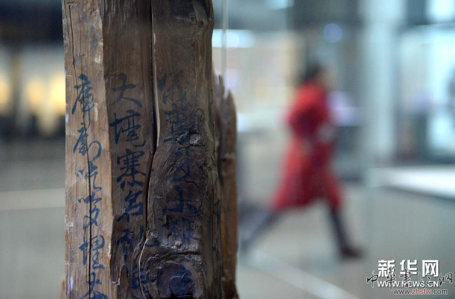 “絲路梵韻——西夏佛教文物精品展”在西安展出 (晚報)(3)“絲路梵韻——西夏佛教文物精品展”在西安展出