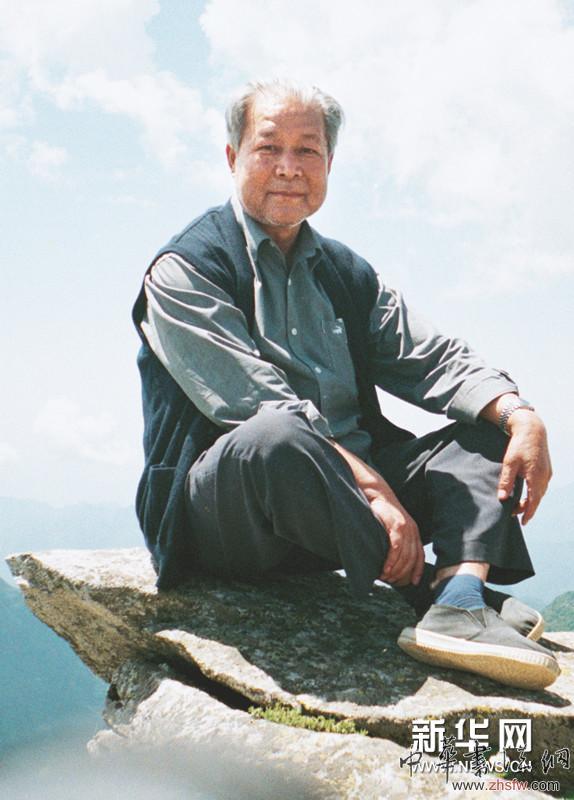 楊建國(建果)先生