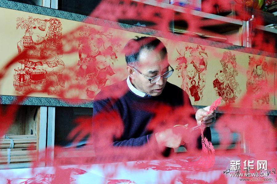 民間藝人的剪藝人生 (晚報(bào))(2)民間藝人的剪藝人生