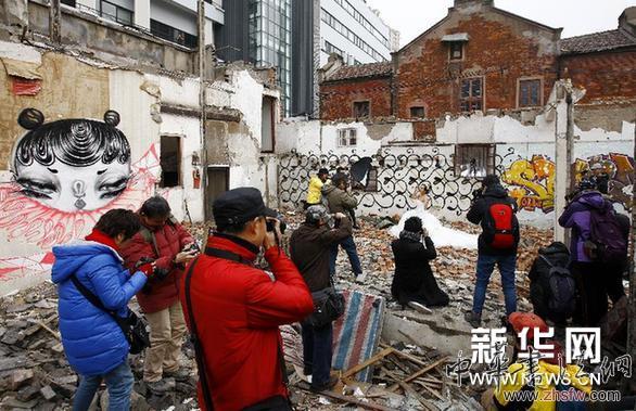 （晚報(bào)）（1）廢墟變涂鴉藝術(shù)舞臺