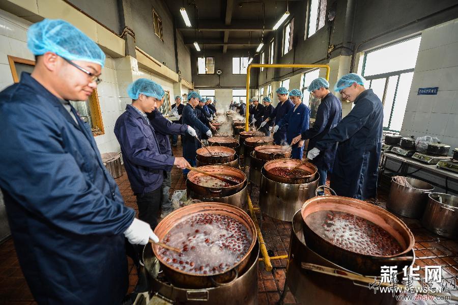 （文化）（1）濃濃&ldquo;臘八粥&rdquo; 傳統(tǒng)年味來