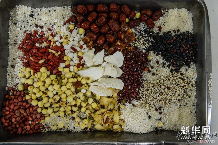 （文化）（2）濃濃&ldquo;臘八粥&rdquo; 傳統(tǒng)年味來