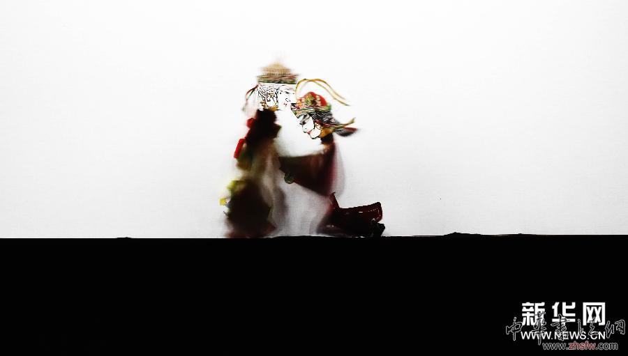 （文化）（3）伊瑪堪皮影戲：&ldquo;混搭&rdquo;為&ldquo;非遺&rdquo;帶來(lái)新生機(jī)