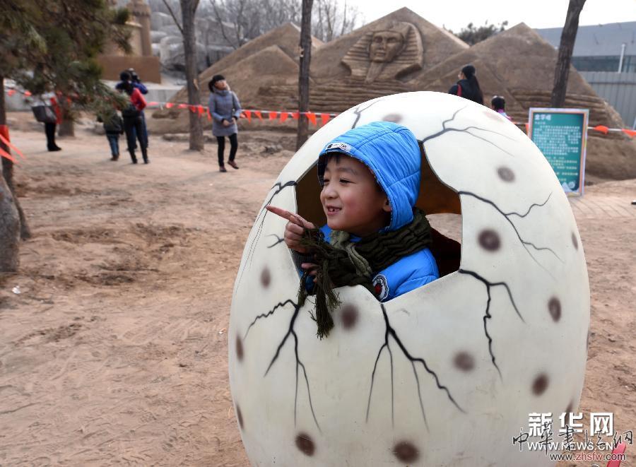 恐龍園里樂(lè)享寒假 (晚報(bào))(2)恐龍園里樂(lè)享寒假