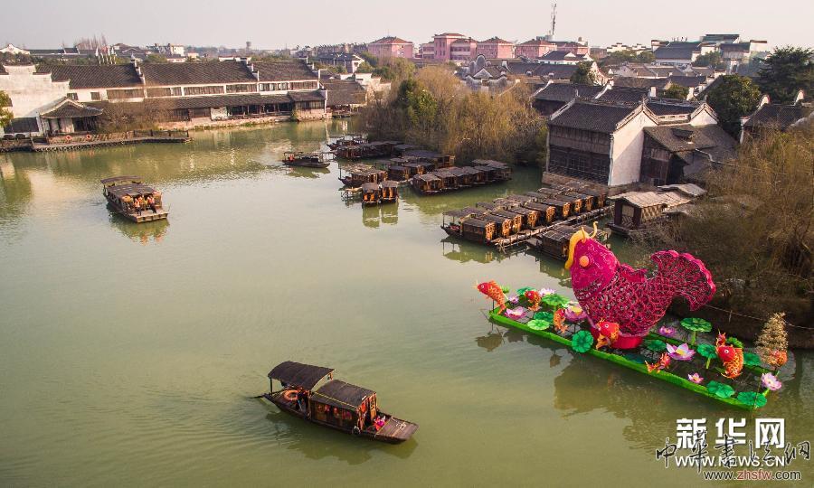 千年古鎮(zhèn)“水燈會” 傳統(tǒng)花燈迎新春 (文化)(3)千年古鎮(zhèn)“水燈會” 傳統(tǒng)花燈迎新春