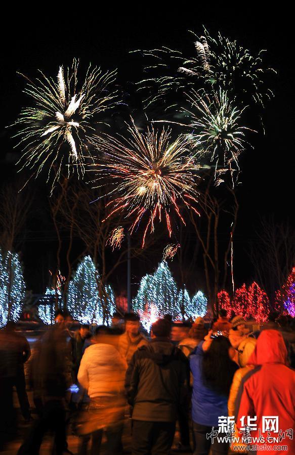 （晚報）（3）長白山上演&ldquo;冰雪嘉年華&rdquo;