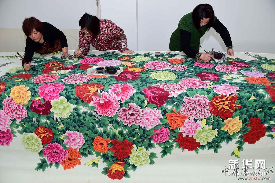 （晚報(bào)）（1）山東巨野：農(nóng)民丹青繪就致富夢(mèng)想