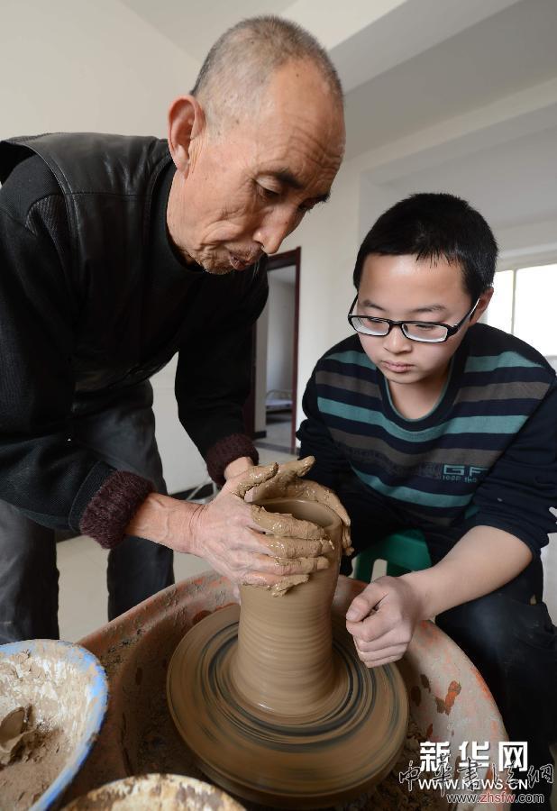 寒假學(xué)陶藝 (晚報(bào))寒假學(xué)陶藝