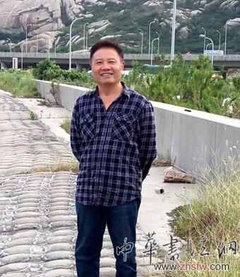 龍翼翔——特邀最受歡迎的雙十大人民書法家獻(xiàn)禮全國(guó)兩會(huì) 龍翼翔