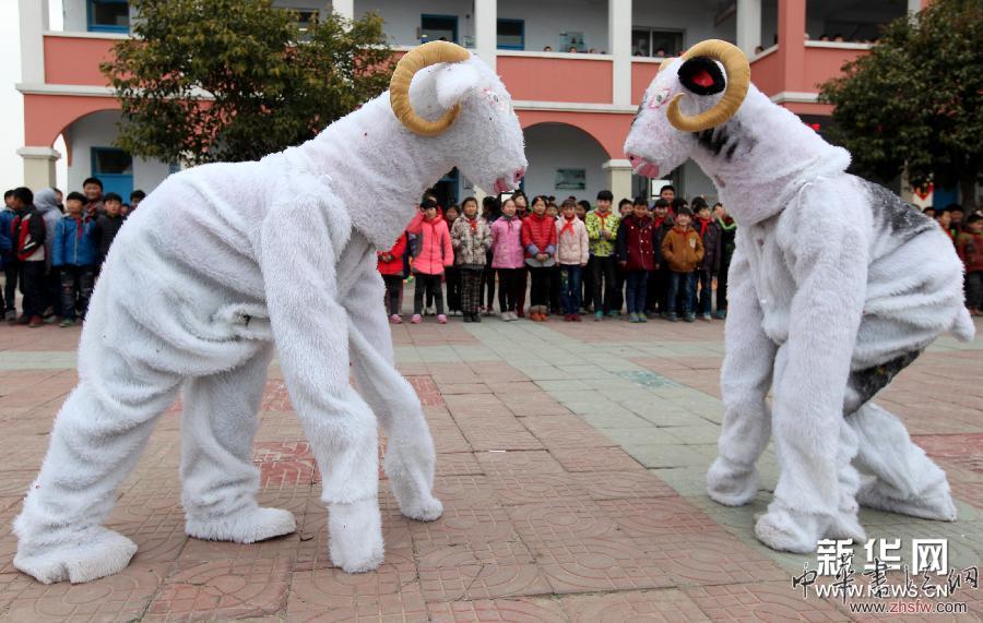 小學(xué)生開學(xué)交“非遺”作業(yè) #(教育)(2)小學(xué)生開學(xué)交“非遺”作業(yè)