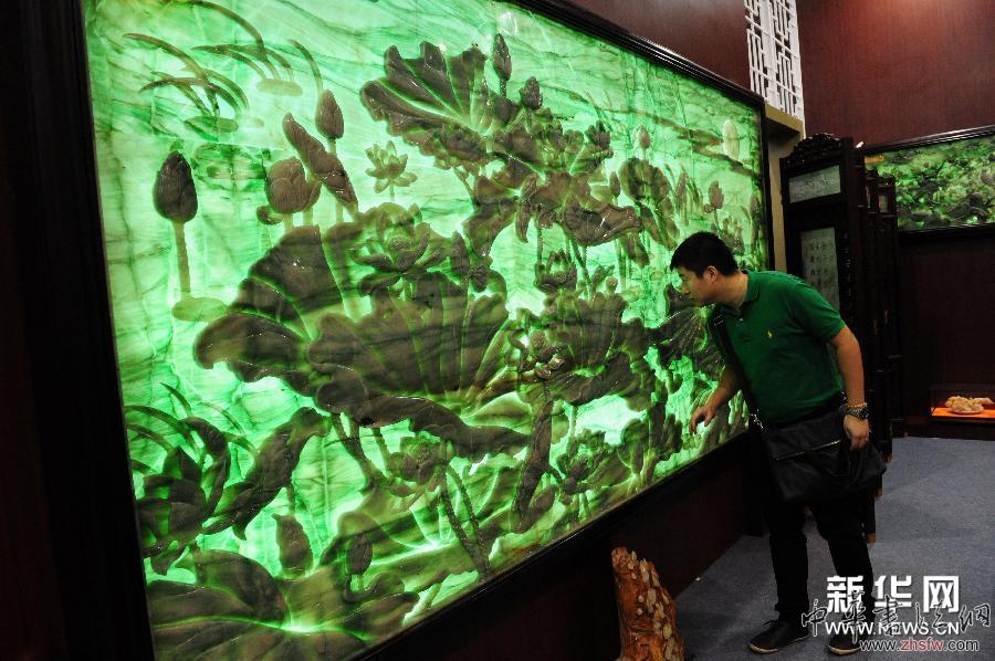 2013年北京奢侈品展舉行 圖 (晚報)(2)2013年北京奢侈品展舉行