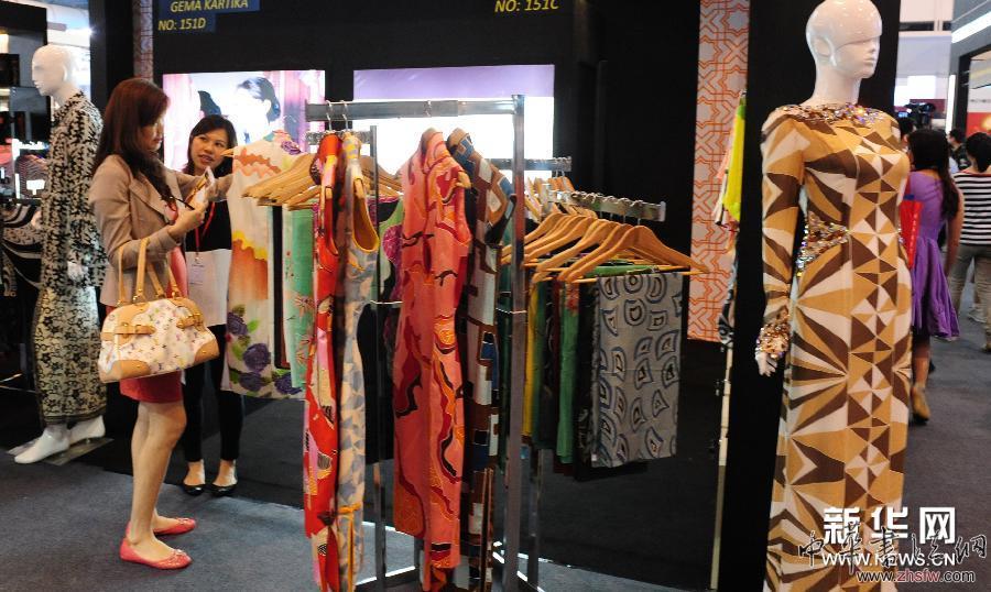 2013年北京奢侈品展舉行 圖 (晚報)(3)2013年北京奢侈品展舉行