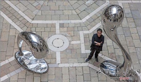 馬興文與他的水滴雕塑