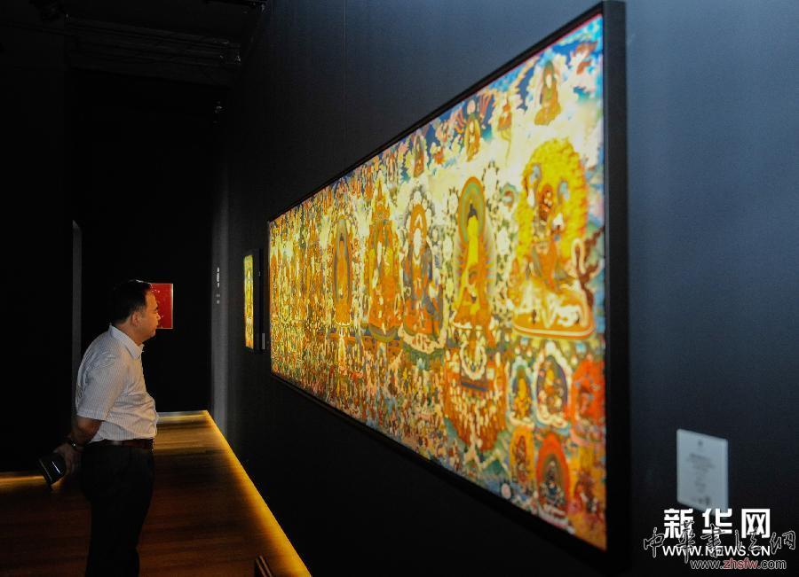 （晚報(bào)）（1）青海熱貢唐卡美術(shù)大師作品聯(lián)展在京開幕