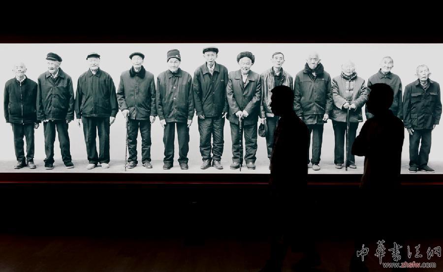 （晚報(bào)）（2）為失散老紅軍&ldquo;塑&rdquo;像