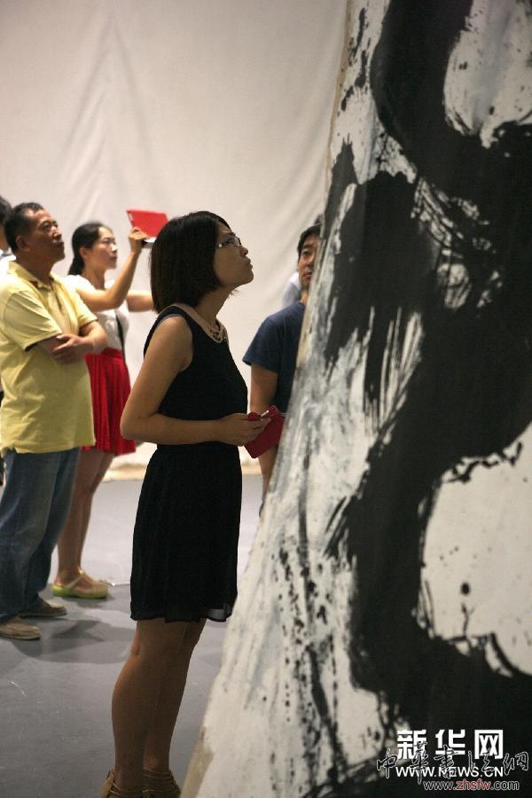 吳震寰畫展在京開幕 圖 (文化)(3)吳震寰畫展在京開幕