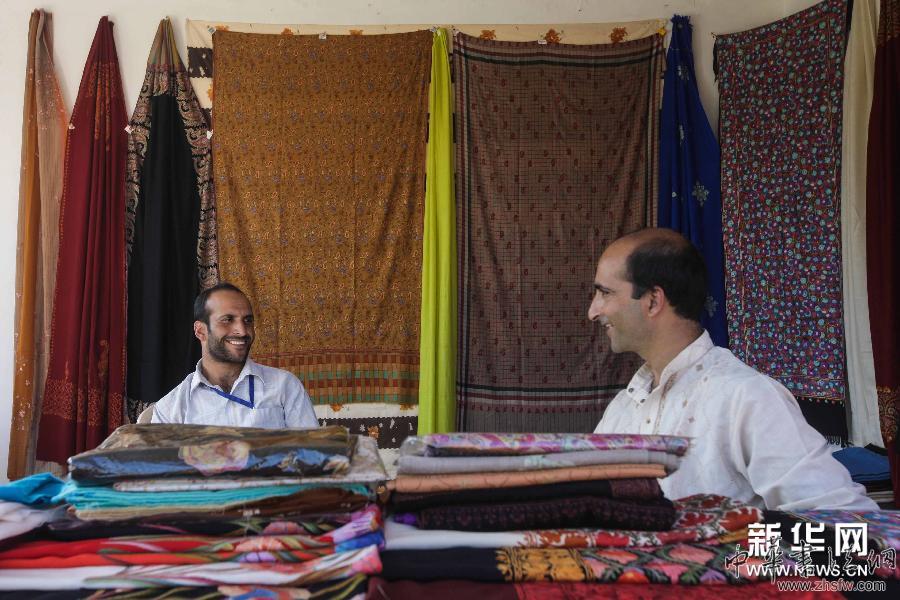 （國際）（4）印控克什米爾舉辦手工織物展