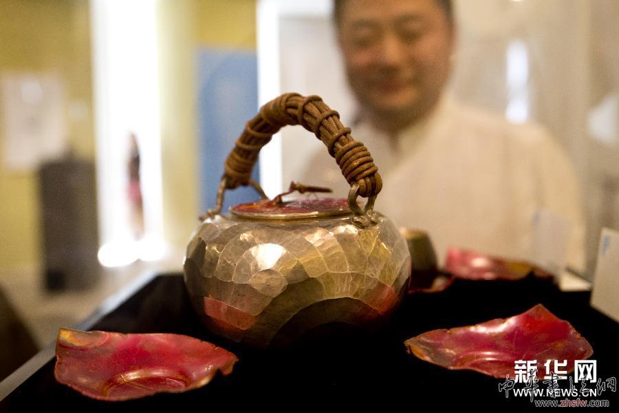 “設(shè)計(jì)·生活”主題展北京開幕 圖