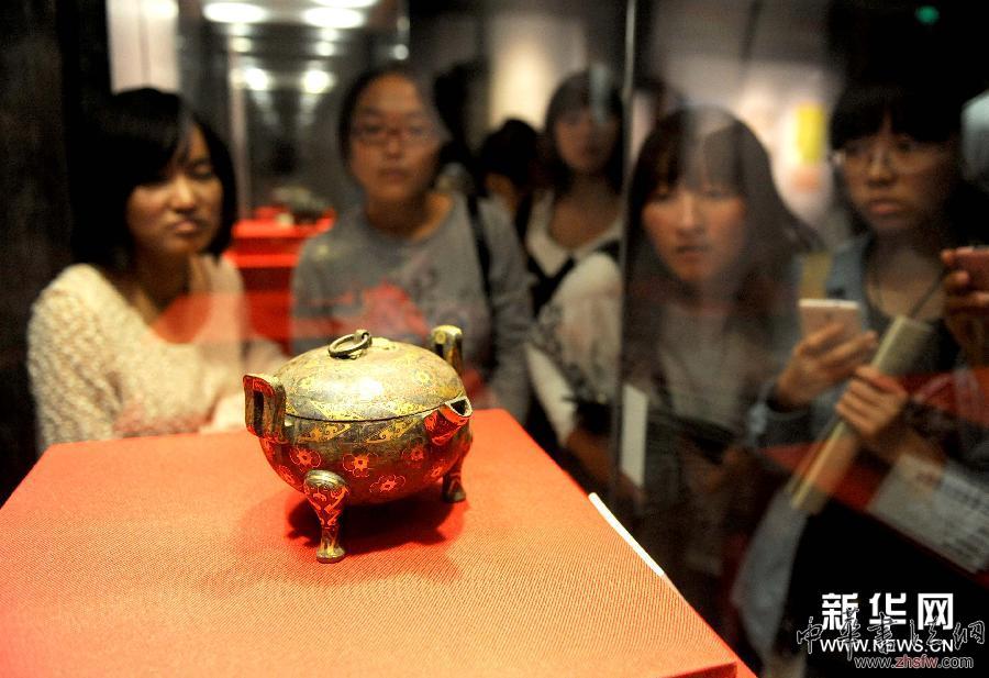 （文化）（2）河南舉辦中國(guó)鼎專(zhuān)題文化展