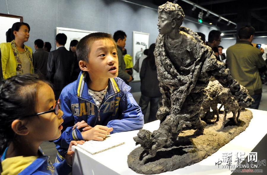 （文化）（2）&ldquo;朝圣敦煌&rdquo;全國(guó)美術(shù)作品展在敦煌舉行