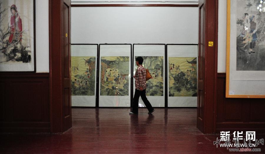 （晚報）（2）彭連熙畫展在津開幕