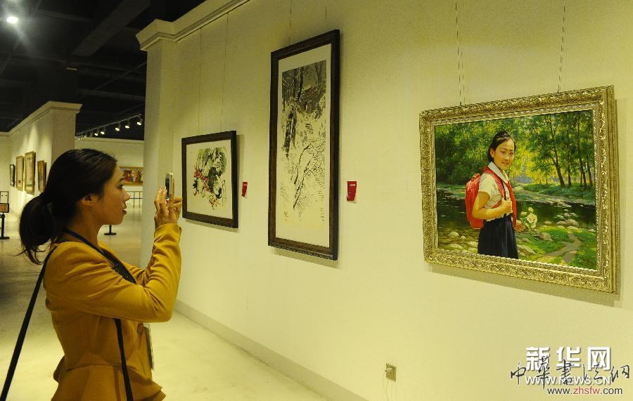 （文化）（3）朝鮮美術(shù)作品展在丹東開展