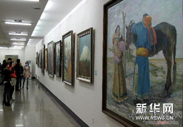 （新華網(wǎng)）（1）錫林郭勒美術(shù)書法攝影展在呼和浩特舉行