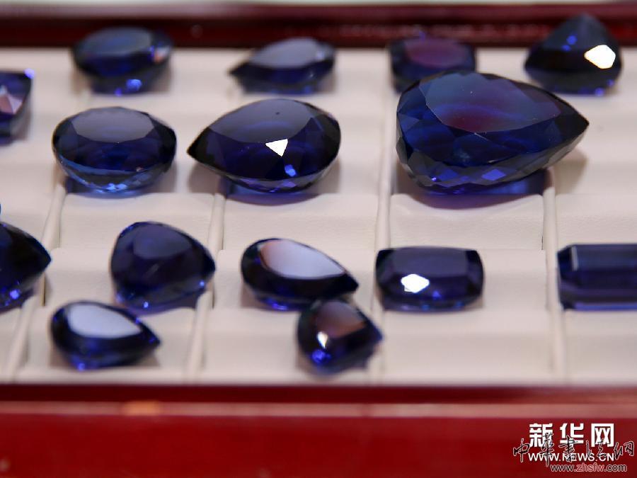 （晚報）（2）坦桑尼亞舉辦珠寶展