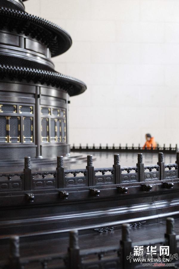 （晚報(bào)）（2）紫檀制天壇、安定門模型亮相國(guó)博