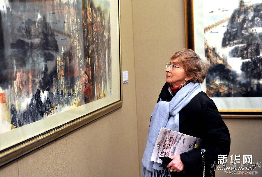 （XHDW）（3）《放懷天地&mdash;江明賢的墨彩世界特展》亮相巴黎