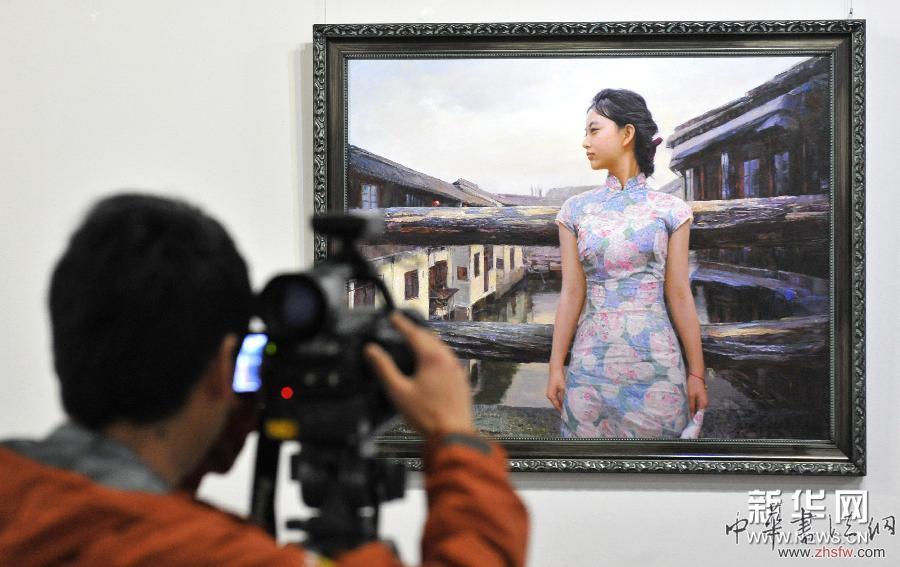 （文化）（3）朝鮮藝術(shù)家美術(shù)精品展在昆明舉行