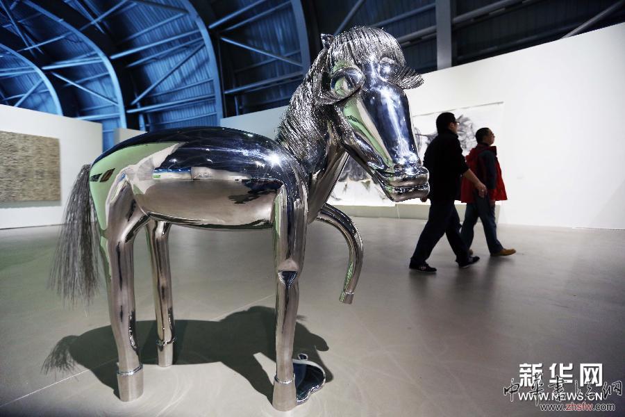 當(dāng)代高校青年教師的創(chuàng)作與探索作品展在南京開展 圖