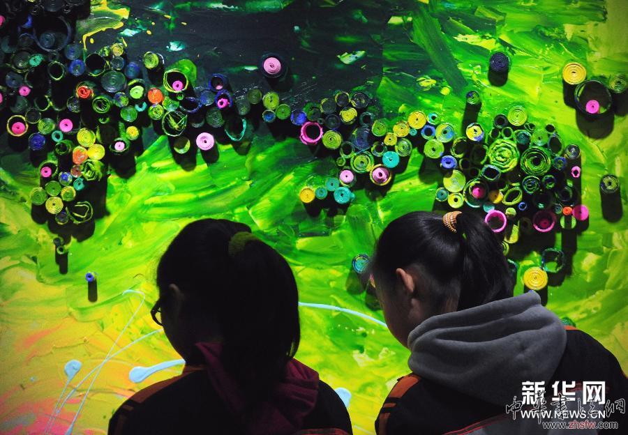 沈陽(yáng)舉行中小學(xué)生陶藝雕塑作品展 圖