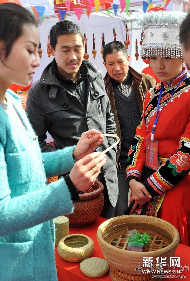 （文化）（3）古鎮(zhèn)非物質(zhì)文化遺產(chǎn)聯(lián)展添年味