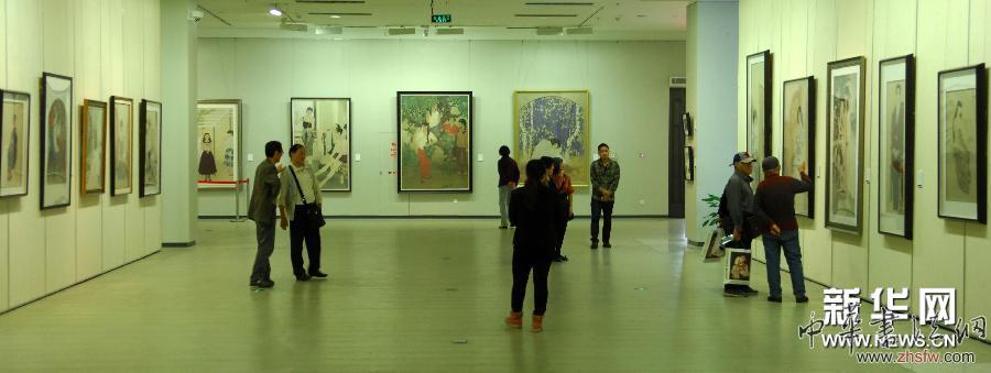 （新華網(wǎng)）（1）何家英畫展在海南舉行 