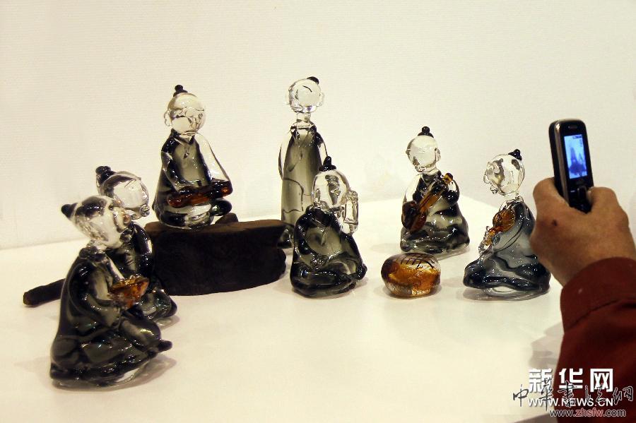 中國(guó)當(dāng)代玻璃藝術(shù)展即將開(kāi)幕 圖
