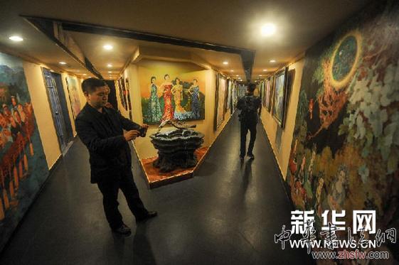 （晚報）（2）旅法油畫家王俊英《靜女》主題油畫展亮相長沙